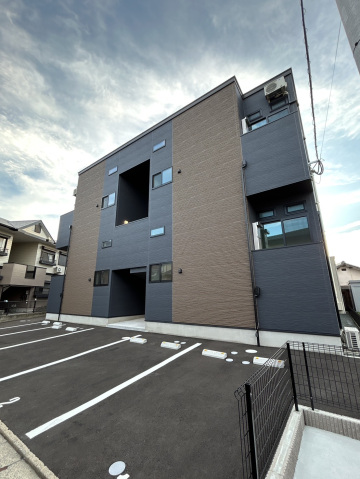 建物外観　落ち着いた雰囲気の外観です