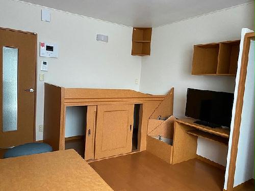 収納　衣類がたくさん掛けられる収納