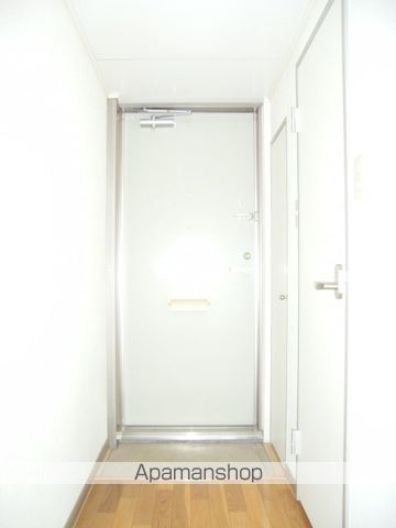 ロイヤル岩切IIの玄関写真