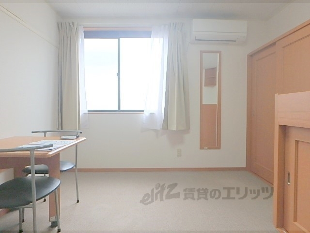 居室・リビング　洋室