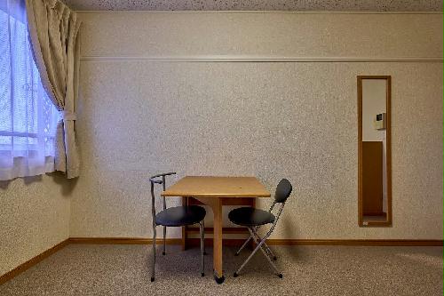 その他設備　机、椅子