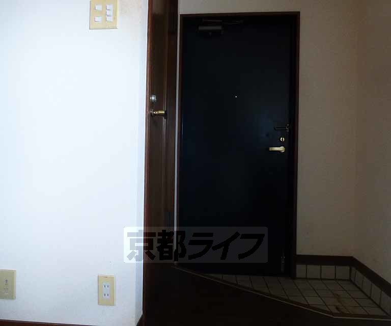 玄関　玄関です。