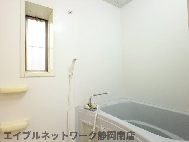 バス・シャワールーム　日々の疲れを癒すお風呂付です