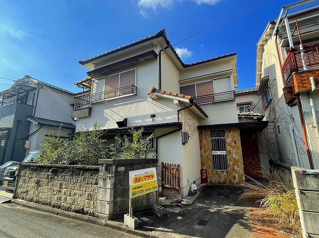 建物外観　落ち着いた雰囲気の外観です