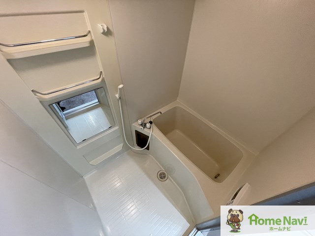 バス・シャワールーム　追い焚き付きです。