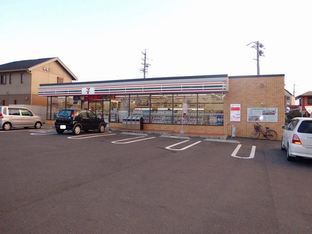 コンビニ　セブンイレブン一宮浅野大曲り店（コンビニ）まで353m