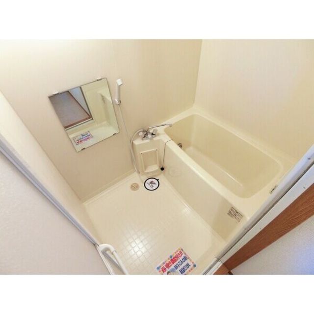 バス・シャワールーム　図面と現状に相違がある場合には現状を優先