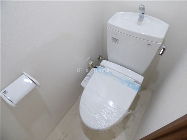【神戸市中央区旗塚通のマンションのトイレ】