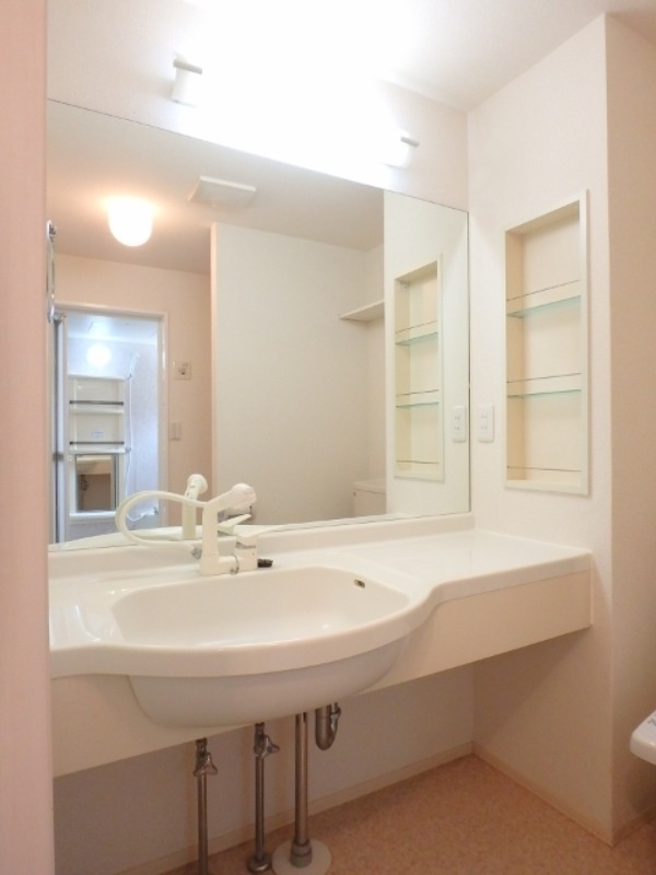 洗面設備　図面と現状に相違がある場合には現状を優先