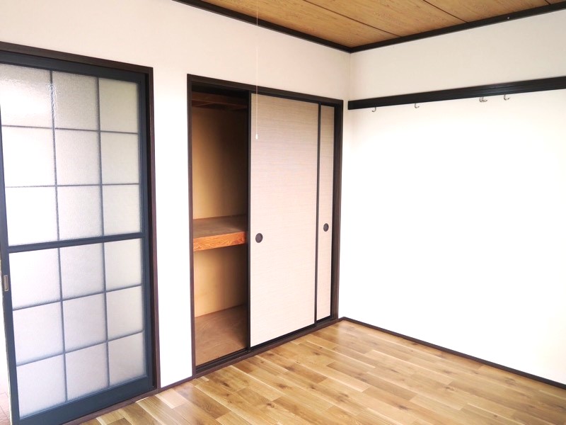 居室・リビング　収納豊富