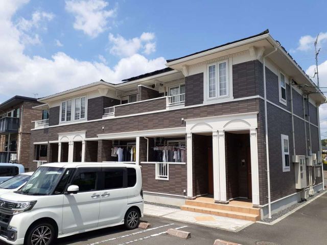 【岡山市北区門前のアパートの建物外観】