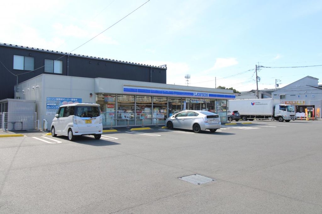 コンビニ　ローソン海老名社家店（コンビニ）まで270m