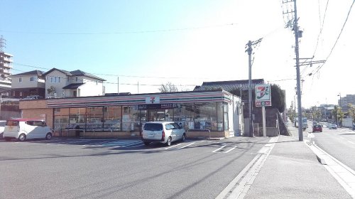 【豊田市曙町のマンションのコンビニ】