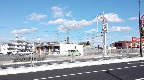 【豊田市曙町のマンションのコンビニ】