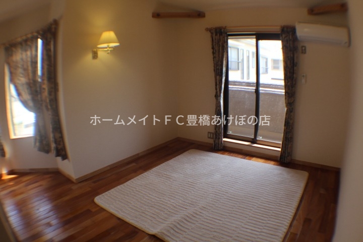 居室・リビング　同型別部屋写真