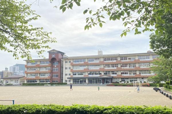 【ライオンズマンション桜城の小学校】