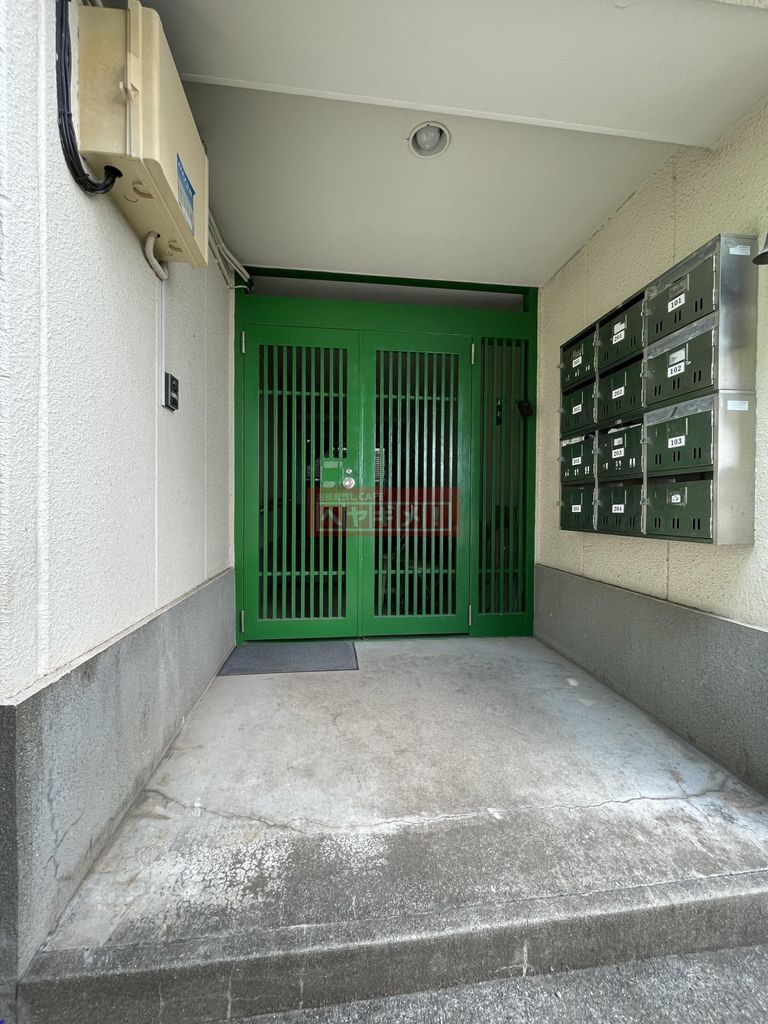 エントランス　エントランス