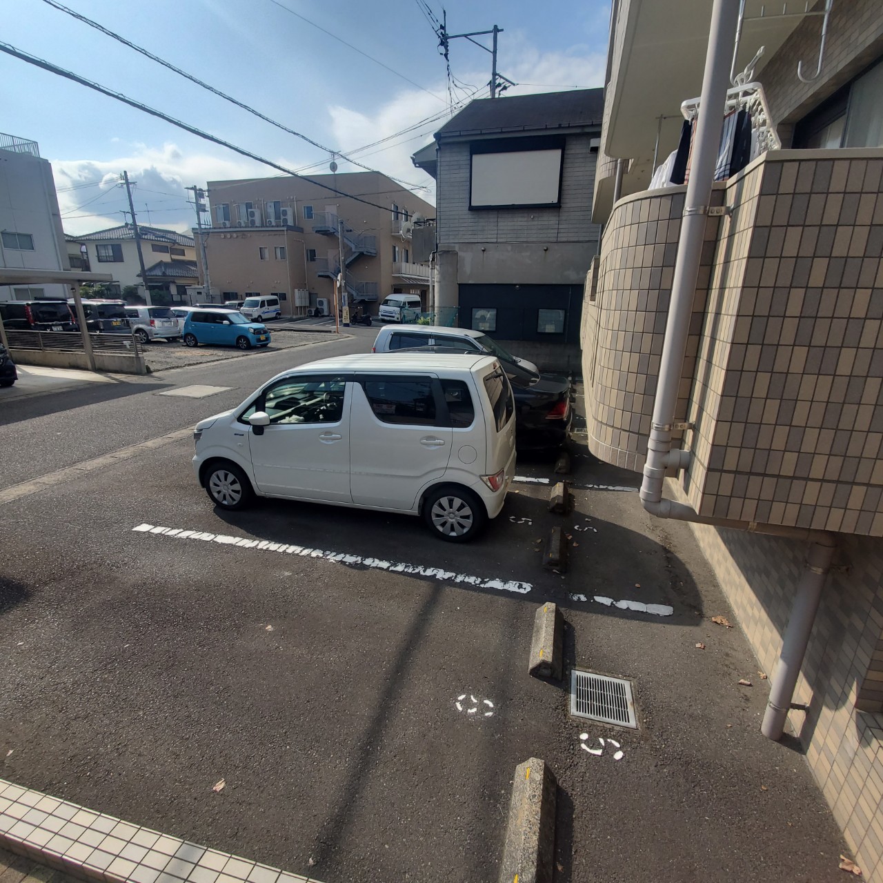 【エステート清の駐車場】