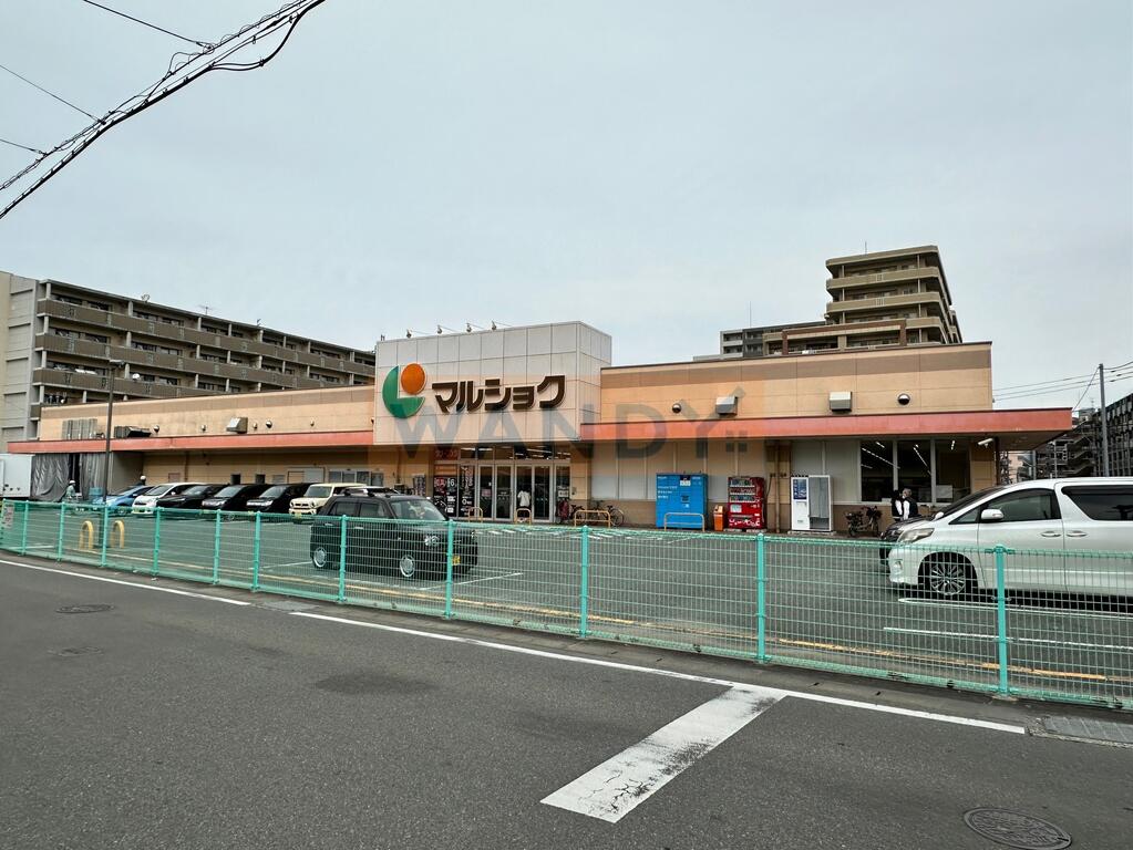 【エムティースクエア吉塚駅前のスーパー】