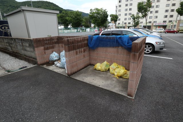 【甲府市酒折のアパートのその他共有部分】