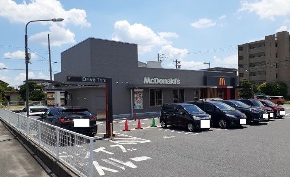 【豊田市浄水町のアパートの飲食店】