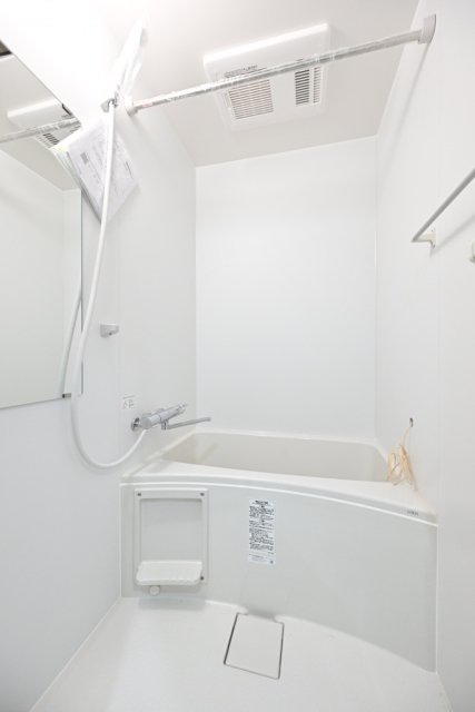 バス・シャワールーム　お風呂です