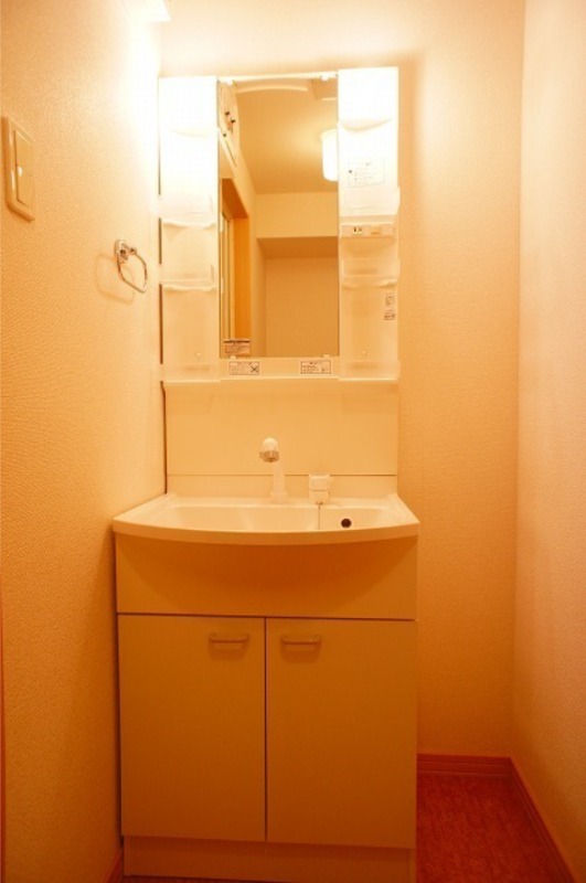 洗面設備　図面と現状に相違がある場合には現状を優先