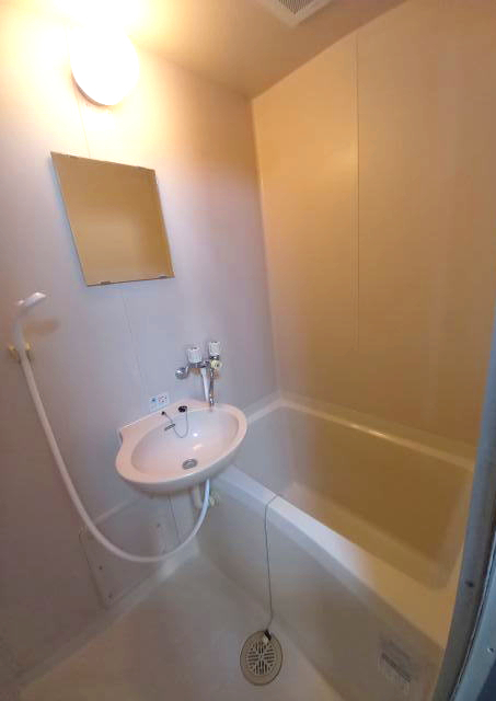 バス・シャワールーム　同仕様