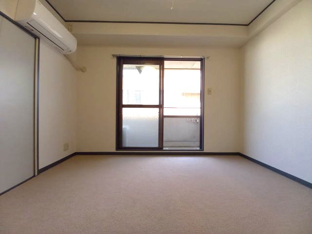 居室・リビング　同仕様