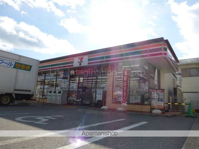 コンビニ　セブン－イレブン彦根平田小学校前店（コンビニ）まで364m