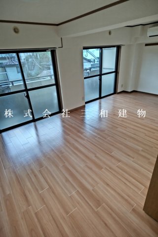 その他設備　同物件反転タイプの別室の参考写真