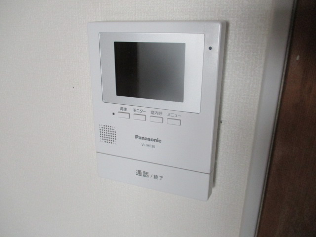 セキュリティ　モニター付きインターホンですので安心です♪
