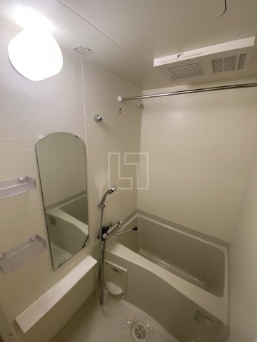 バス・シャワールーム　プレサンス堺筋本町駅前シェル　浴室