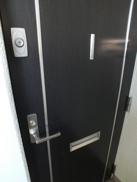 セキュリティ　ダブルロックのディンプルキー玄関ドア！