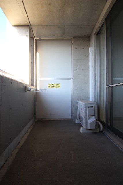 バルコニー　写真は別号室です。