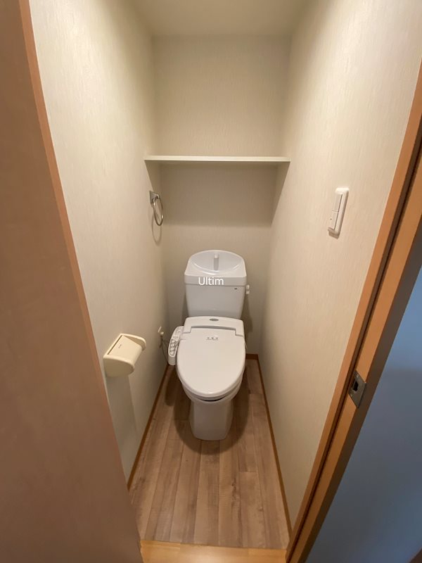 トイレ　※他のお部屋です、ご参考までに