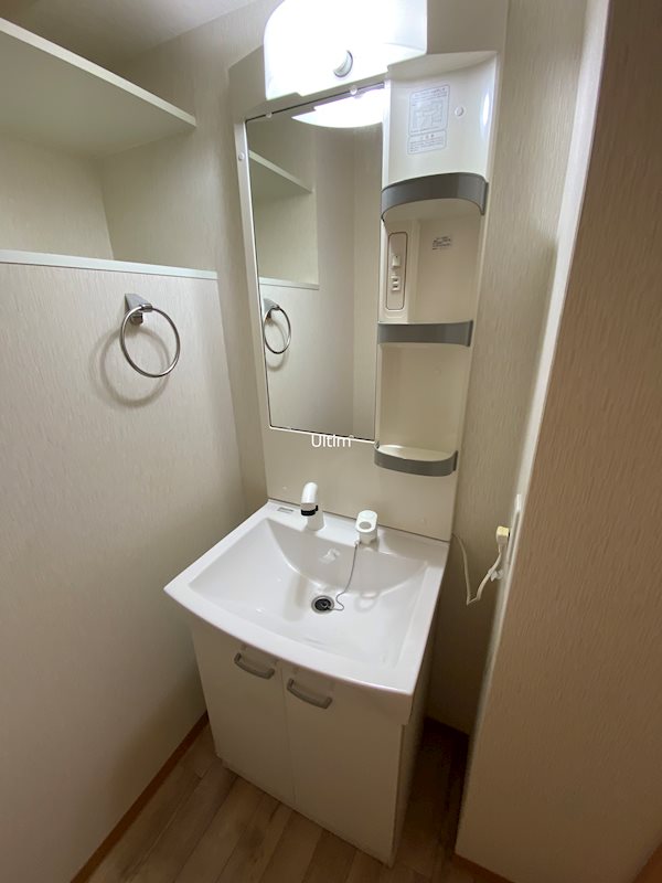 洗面設備　※他のお部屋です、ご参考までに