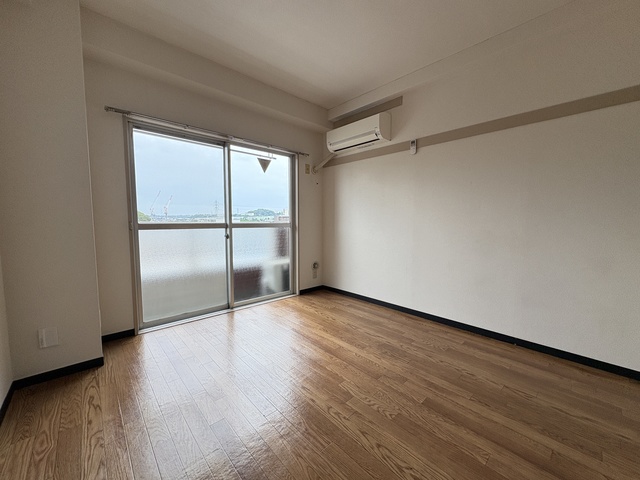 居室・リビング　朝日を浴びてスッキリお目覚め♪