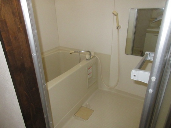 バス・シャワールーム　他号室のお写真です