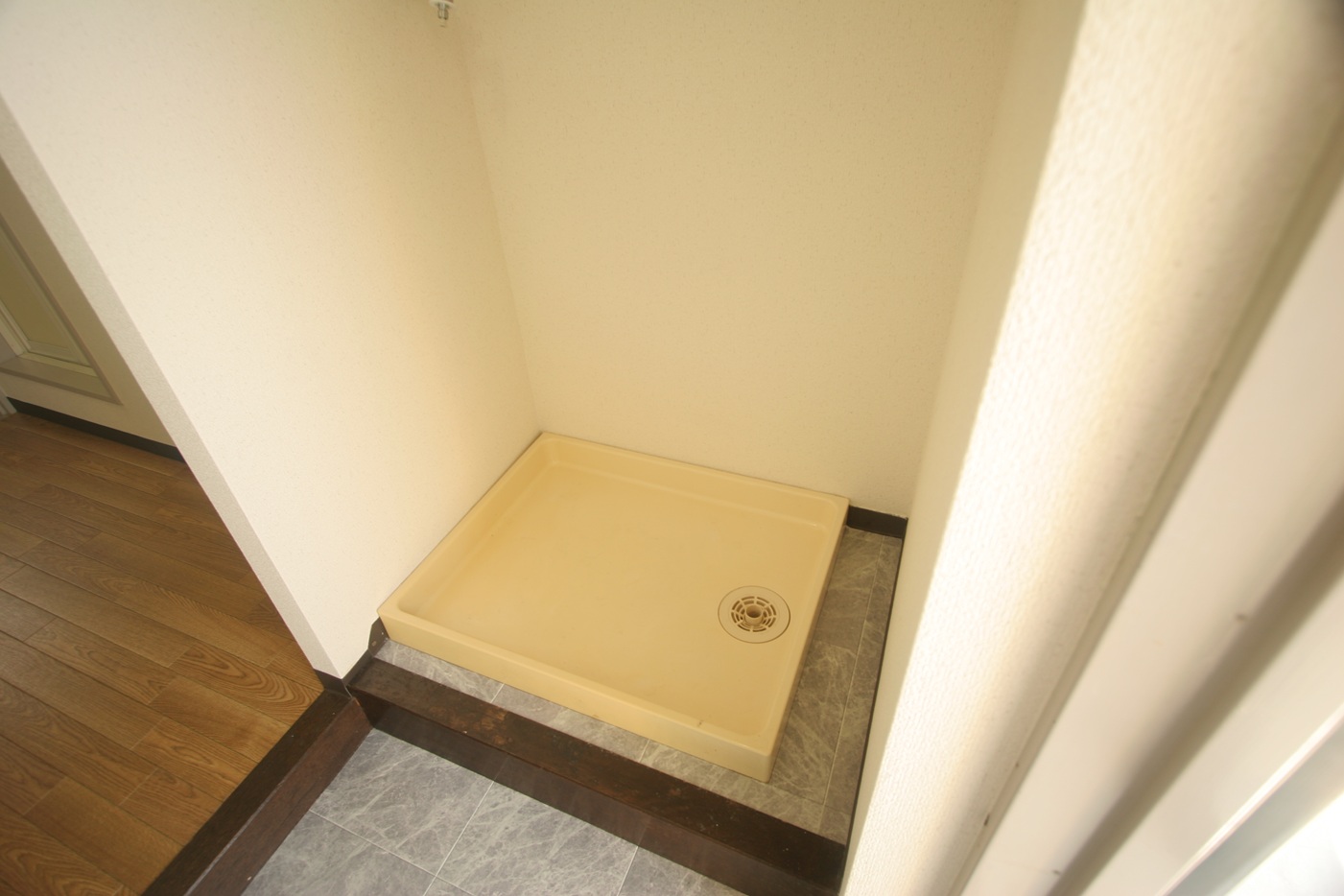 その他設備　洗濯機置場
