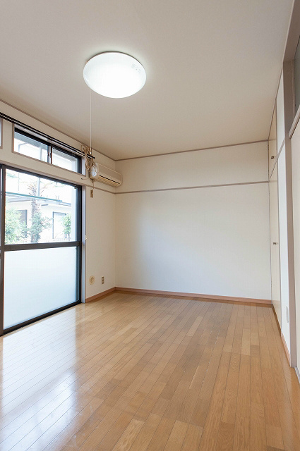 居室・リビング　洋室　※写真は今回募集の部屋とは異なります