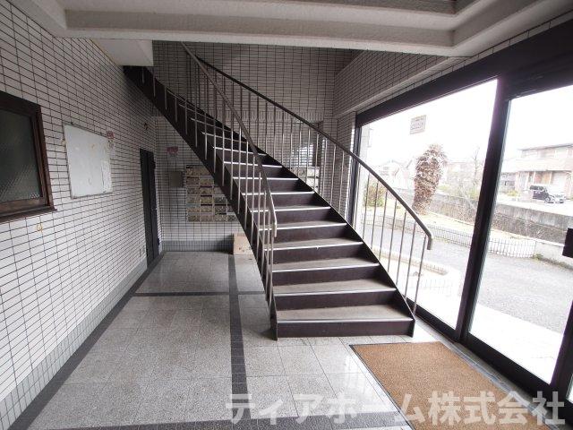 エントランス　毎日通るエントランスはこのようになっています