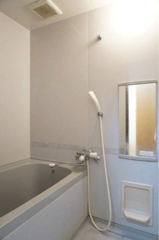 バス・シャワールーム　図面と現状に相違がある場合には現状を優先