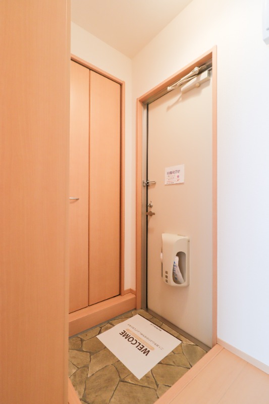 玄関　図面と現状に相違がある場合には現状を優先