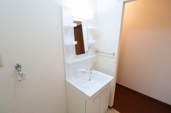 洗面設備　洗髪洗面化粧台