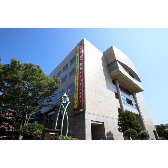 役所　仙台市太白区役所（役所）まで587m