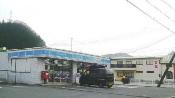 コンビニ　ローソン西脇野村店（コンビニ）まで210m