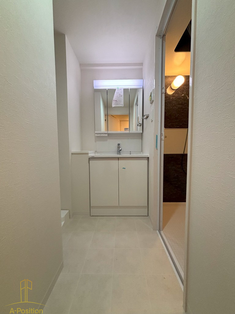 洗面設備　スプランディッド上本町WEST