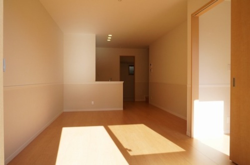 居室・リビング　図面と現状に相違がある場合には現状を優先