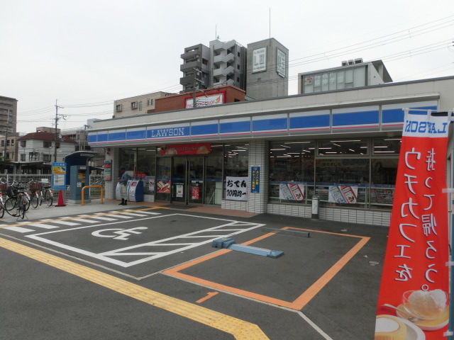 コンビニ　ローソン阪急茨木市駅南店（コンビニ）まで224m
